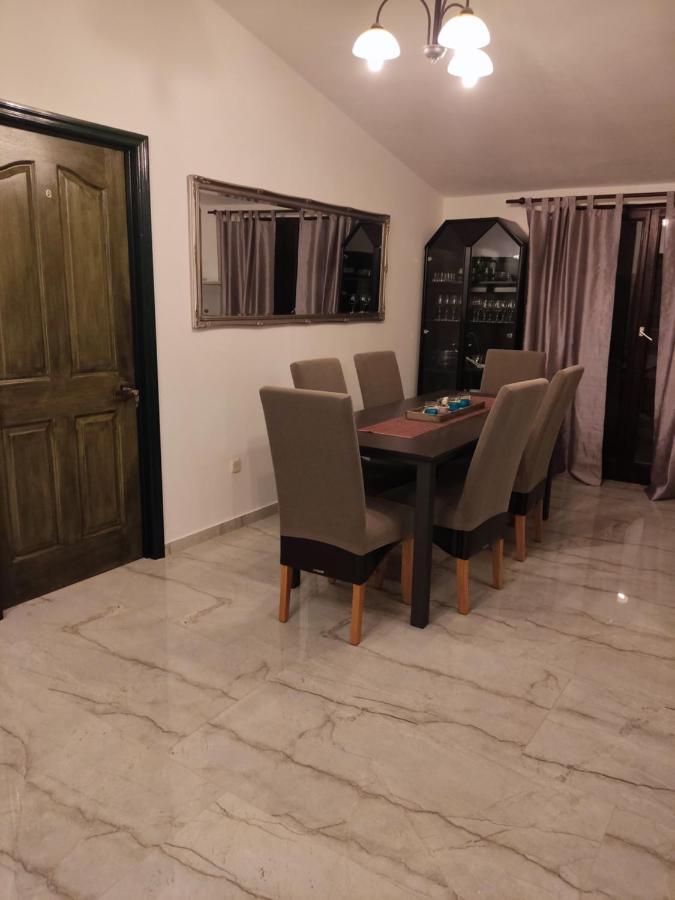 Slim Apartman I Sobe Medulin Exterior photo